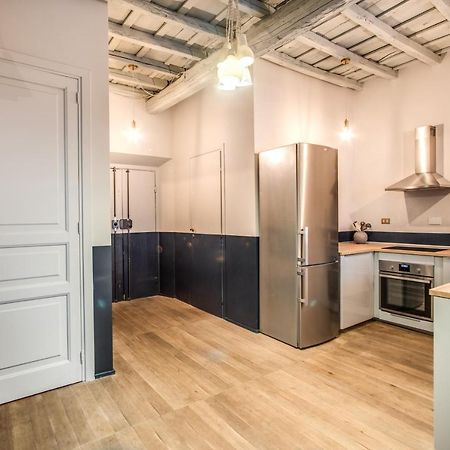Stylish flat near Fori Imperiali ruins Apartment Roma Exterior foto