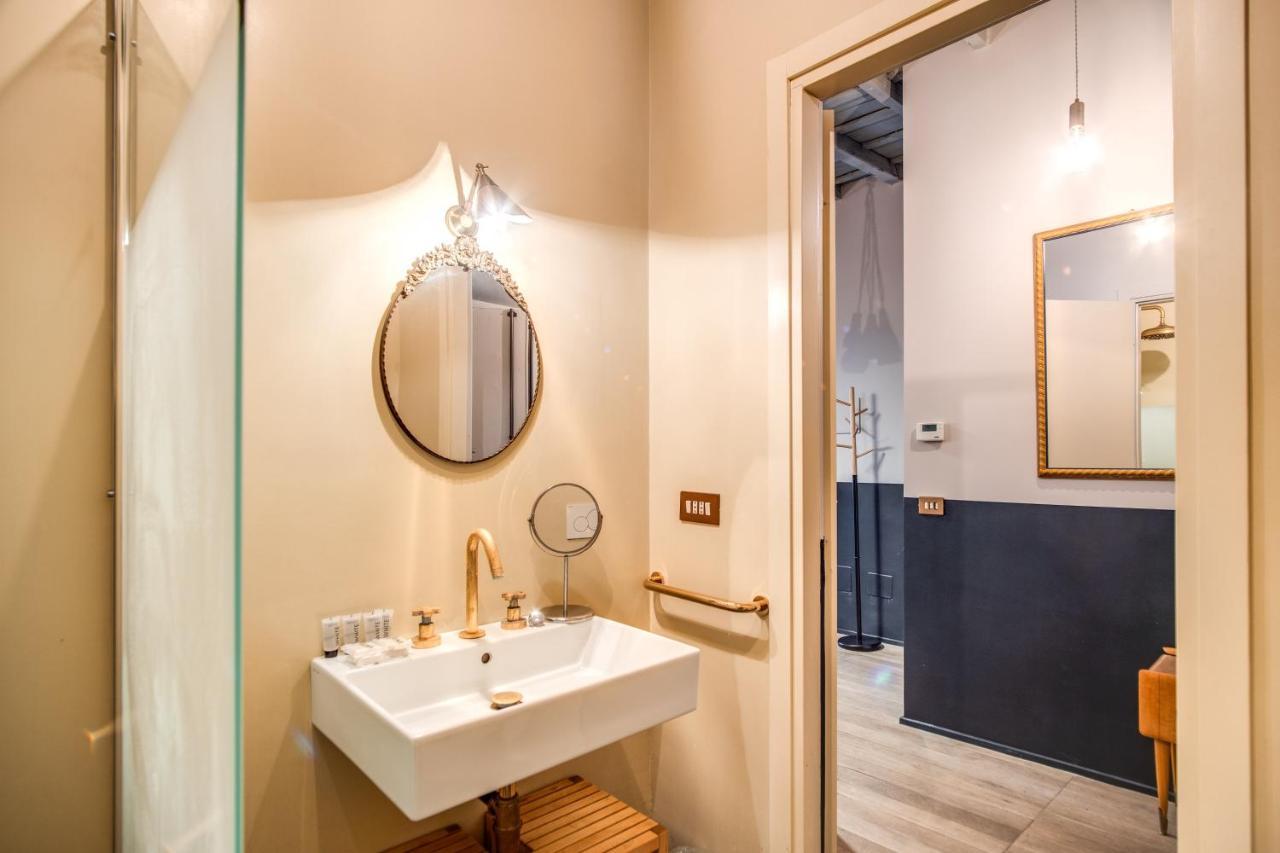 Stylish flat near Fori Imperiali ruins Apartment Roma Exterior foto